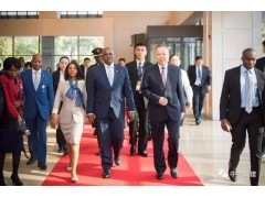 博茨瓦纳总统马西西到访中国铁建